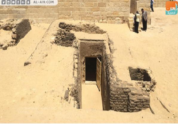 اكتشاف مقبرة مزدوجة تعود للأسرة الـ5 في مصر P_1324tb3w41